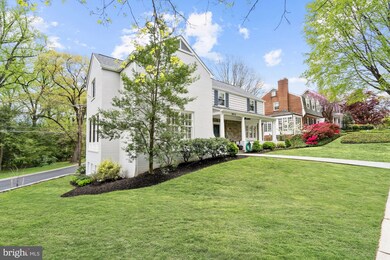 8515 Lynwood Place, Chevy Chase, MD 20815 - photo 2