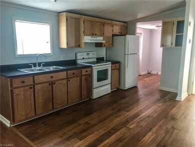 1960 Major Hill Rd, Graham, NC 27253 - photo 4