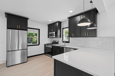 303 Kramer Way, Pittsburgh, PA 15211 - photo 4