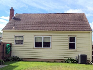 125 Corcoran St, Old Forge, PA 18518 - photo 3