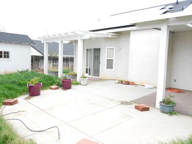 3278 Lawrence Rd, Redding, CA 96002 - photo 2