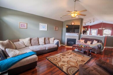 240 Palmer Dr, Frankfort, KY 40601 - photo 6