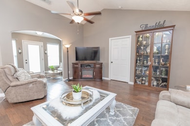 395 Devon Chase Hill unit 6001, Gallatin, TN 37066 - photo 3