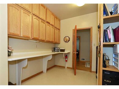 Entry/Foyer. Mud room off ENT and leading to garag