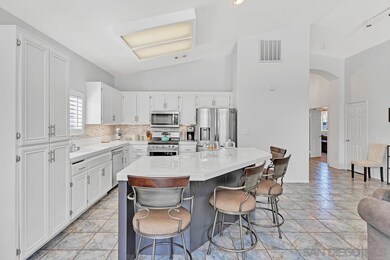 8861 Tobira Dr, Escondido, CA 92026 - photo 5