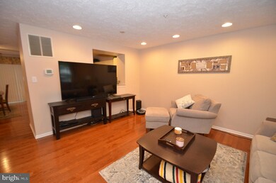 6105 Starburn Path, Columbia, MD 21045 - photo 3