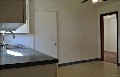 3035 Niagara St, Niagara Falls, NY 14303 - photo 6