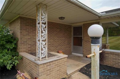 555 Pugh Rd, Mansfield, OH 44903 - photo 2