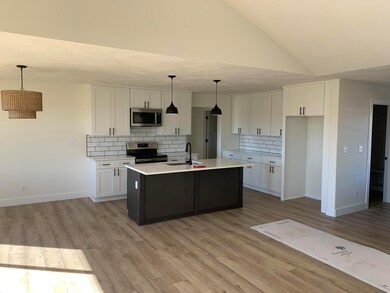 1052 S Cumberland Ave, Republic, MO 65738 - photo 5