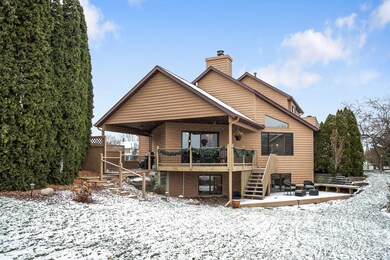 9156 Bluff Lake St - 3