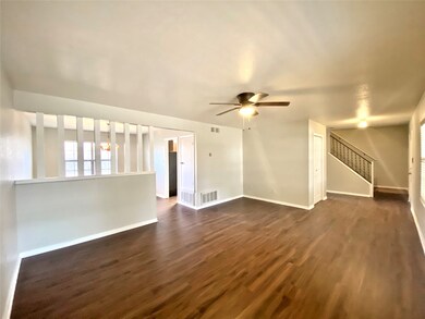 2902 El Camino St, Bay City, TX 77414 - photo 3