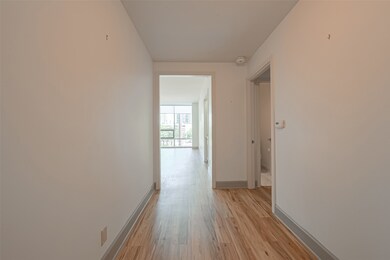 Spacious foyer