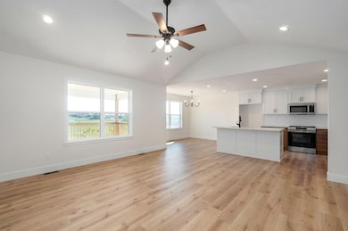 2608 W Webb Rd-7