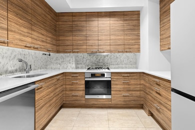 The Hampshire House unit 910, New York, NY 10019 - photo 2