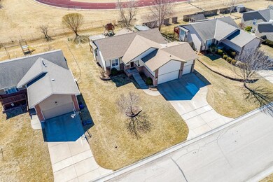 749 Laramie Cir, Maize, KS 67101 - photo 4