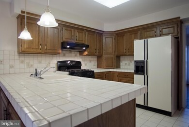 12914 Lance Cir, Hagerstown, MD 21742 - photo 5