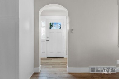 312 S Elder St, Nampa, ID 83686 - photo 5