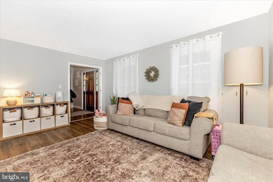 11510 Orange Blossom Ct, Smithsburg, MD 21783 - photo 6