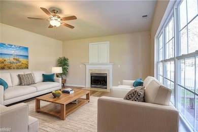 4312 Cattingham Ln, Virginia Beach, VA 23456 - photo 4