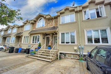 30 Calvanico Ln, Staten Island, NY 10314 - photo 3