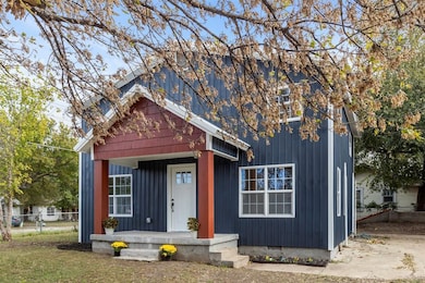 623 N 6th Ave, Stroud, OK 74079 - photo 5