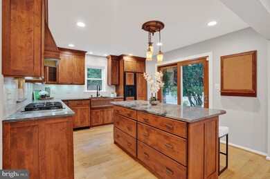 13057 Michie Ct, Woodbridge, VA 22192 - photo 7