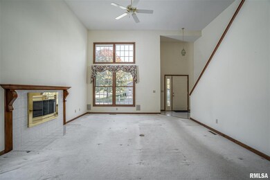 2218 Spring Ct, Davenport, IA 52803 - photo 7