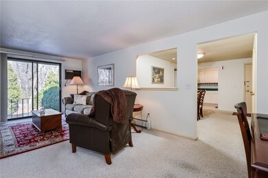 510 Child St unit 407B, Warren, RI 02885 - photo 6