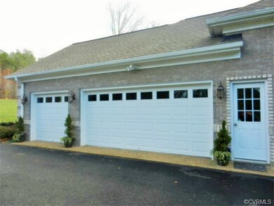 3 Car Garage