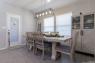 10587 Redstone View, San Antonio, TX 78254 - photo 5