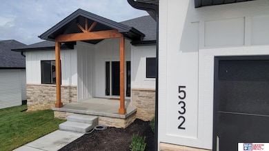 532 N 107th St, Lincoln, NE 68527 - photo 3