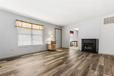 91 Tackett Dr, Xenia, OH 45385 - photo 5