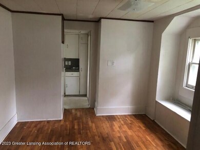619 Julia St, Lansing, MI 48910 - photo 6