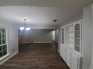 6420 Sudbury Way, North Richland Hills, TX 76182 - photo 2