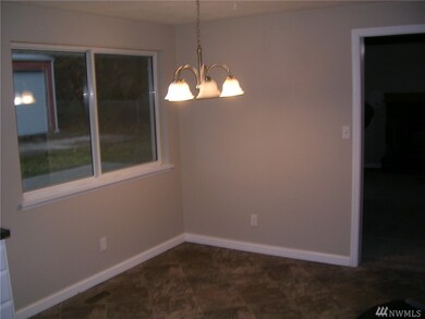 898 W Axton Rd, Bellingham, WA 98226 - photo 6