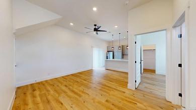 104 Micah Point unit A, La Vernia, TX 78121 - photo 5