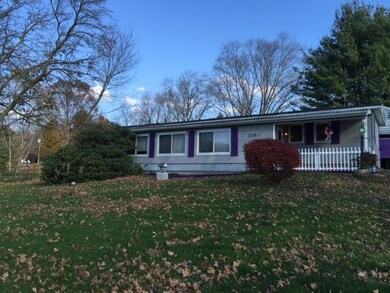 319 Edgewater Beach Blvd, Thornville, OH 43076 - photo 5