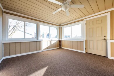 328 W 3rd St unit Portland, Portland, IN 47371 - photo 6