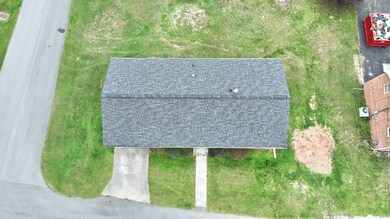 504 S Shadowood Ln, Princeton, WV 24740 - photo 2