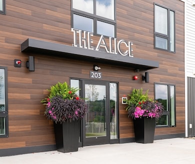 203 Lowell St unit 206, Wilmington, MA 01887 - photo 3