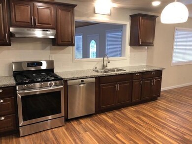 723 Pine St, Rogue River, OR 97537 - photo 4