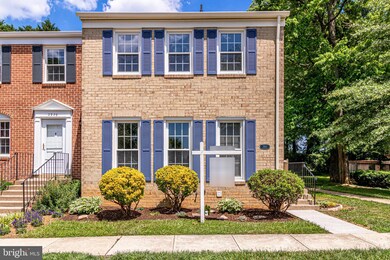 2911 Cashel Ln, Vienna, VA 22181 - photo 2