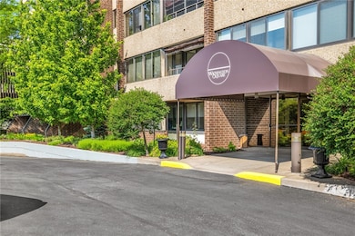 Washington Square Condos unit 509, Pittsburgh, PA 15228 - photo 7