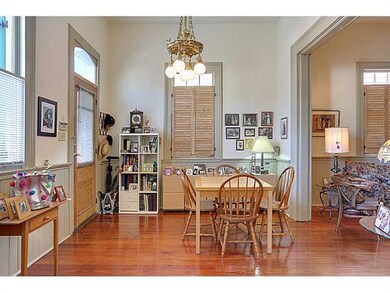 Dining Room. Dining room with heart of pine floors