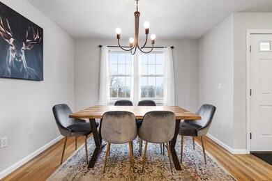 150 Ariel Cir, Sutton, MA 01590 - photo 5