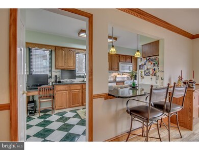 321 Fernwood Ave, Folsom, PA 19033 - photo 7