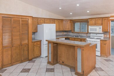 05 - Kitchen