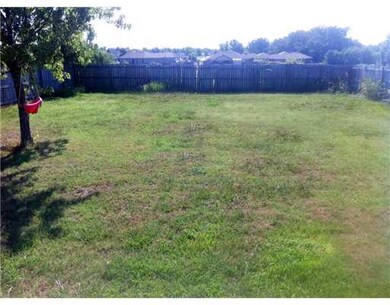 2309 S B St, Rogers, AR 72758 - photo 3