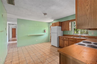 1914 SW 3rd St, Ocala, FL 34471 - photo 3