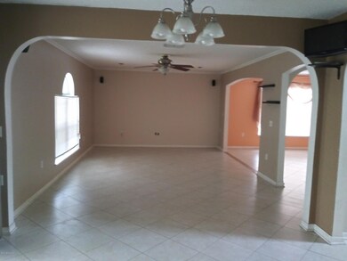 8065 Misty Meadow Ct N, Jacksonville, FL 32210 - photo 4